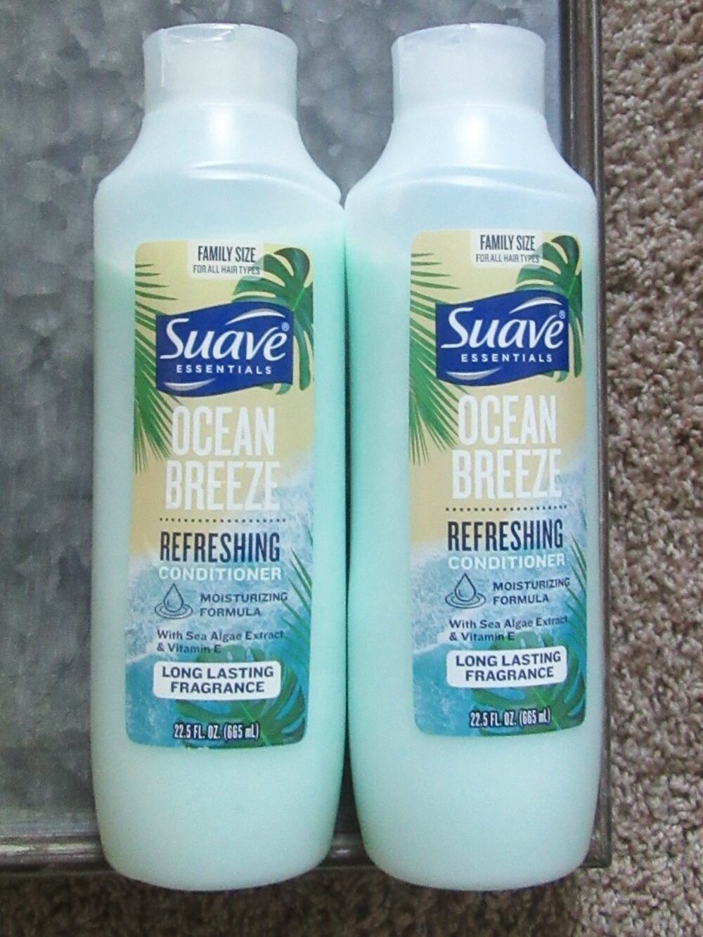 NIP 2 Family Size Bottles Suave Ocean Breeze Refreshing Conditioner 22.5 oz. ea.